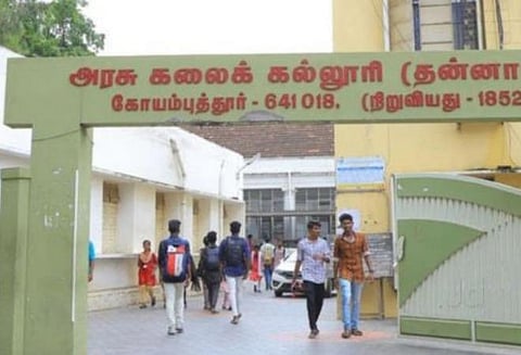 ஆக.1-க்குப் பிறகு கலந்தாய்வு: அரசு கல்லூரிகளில் பிகாம், பிஏ ஆங்கிலம் , பிஎஸ்சி-ஐடி பிரிவுகளுக்கு போட்டி அதிகரிப்பு