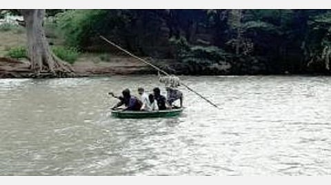 நீலகிரியின் தனித்தீவு தெங்குமரஹாடா: மலையையும், சமவெளியையும் இணைக்க பாலம் தேவை