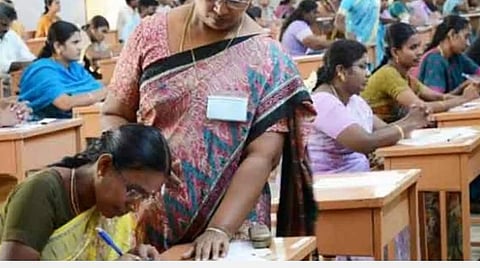 2024-ம் ஆண்டு வரை அரசு கல்லூரிகளின் தற்காலிக ஆசிரியர், ஊழியர் 4,681 பேரின் பணி நீட்டிப்பு