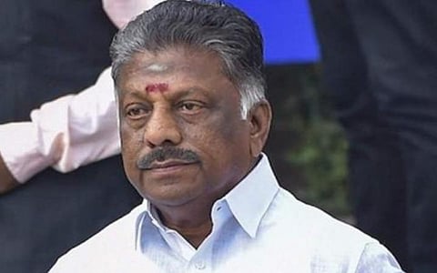 அதிமுகவினர் வீடுகளில் தேசியக் கொடி பறக்கவிட ஓபிஎஸ் வேண்டுகோள்