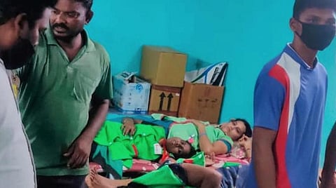 ஆந்திர தொழிற்சாலையில் விஷவாயு தாக்கி 95 பேருக்கு வாந்தி, மயக்கம்