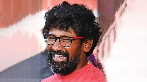 நானும் ‘வன்முறை தீர்வல்ல’ன்னுதான் சொல்றேன்: இயக்குநர் முத்தையா விரைவுப் பேட்டி