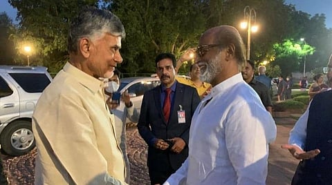 நடிகர் ரஜினியின் டெல்லி விசிட் - வைரலாகும் புகைப்படங்கள்