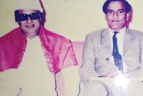 எம்ஜிஆருடன் மாயத்தேவர்.