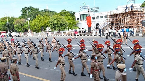 75-வது சுதந்திர தினம்: சென்னையில் களைகட்டிய இரண்டாம் நாள் ஒத்திகை நிகழ்ச்சி