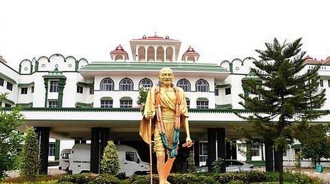 மதுரை | போதைப்பொருள் கடத்தியதாக சவுதி சிறையில் பரமக்குடி இளைஞர் அடைப்பு: உயர் நீதிமன்றத்தில் மத்திய அரசு தகவல்