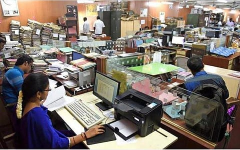 அரசு ஊழியர்கள் அனைவருக்கும் ஜூலை 1 முதல் அகவிலைப்படி உயர்வு: தமிழக நிதித் துறை விளக்கம்
