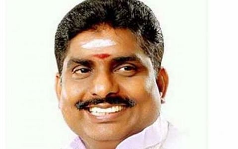 மாணவர்களின் தனித்திறமையை கண்டறிந்து ஊக்குவியுங்கள்: ஆசிரியர்களுக்கு அமைச்சர் அறிவுரை