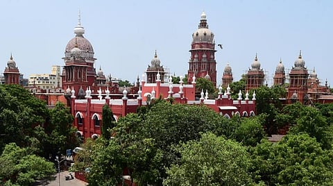 ஆர்டர்லி முறை ஒழிப்பு நடவடிக்கை: டிஜிபிக்கு சென்னை உயர் நீதிமன்றம் பாராட்டு