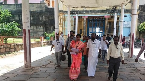 நகை, கணக்கு விவரம் - சிதம்பரம் நடராஜர் கோயிலில் இந்து சமய அறநிலையத் துறை அதிகாரிகள் ஆய்வு