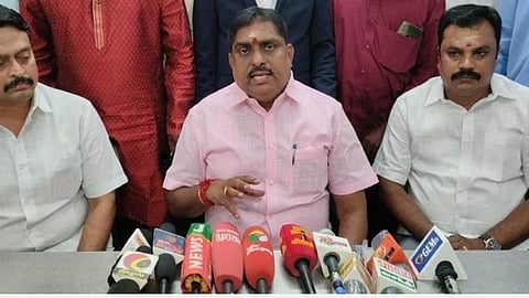 காரைக்காலில் செய்தியாளர்களிடம் பேசிய புதுச்சேரி உள்துறை அமைச்சர் ஏ.நமச்சிவாயம்