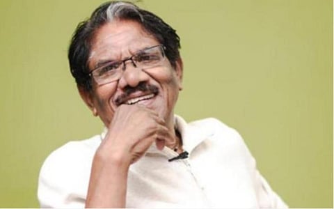 இயக்குநர் பாரதிராஜா மருத்துவமனையில் அனுமதி