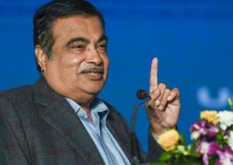 சுங்கச் சாவடிக்கு மாற்று | வாகன நம்பர் ப்ளேட்களை கண்காணித்து கட்டணம் வசூலிக்க கேமரா: நிதின் கட்கரி