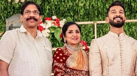 “நீங்கள் எங்களுக்கு அப்படிப்பட்ட ஒரு மகன்” - மருமகனை நெகிழவைத்த எம்பி தமிழச்சி தங்கபாண்டியன்
