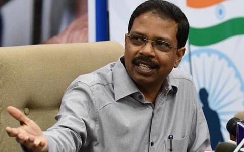 ஆதார், வாக்காளர் அட்டை நகல் வழங்க அவசியம் இல்லை; வாக்காளர் பட்டியலில் ஆதார் இணைக்க ‘6பி’ படிவம் போதும்: தலைமை தேர்தல் அதிகாரி