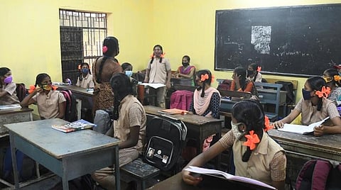 சென்னை மாநகராட்சி பள்ளிகளில் ரூ.18.87 கோடியில் பாதுகாப்பான நவீன கழிவறைகள்: மாமன்றக் கூட்டத்தில் தீர்மானம்