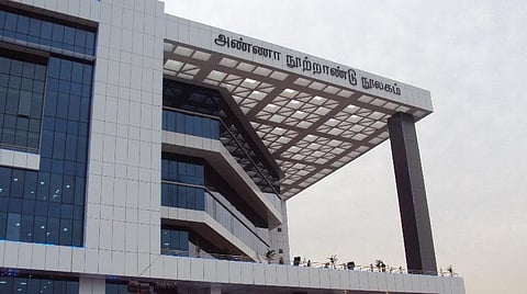ரூ.32 கோடியில் அண்ணா நூற்றாண்டு நூலகம் சீரமைப்பு: 90 சதவீத பணிகள் முடிந்துள்ளதாக அமைச்சர் வேலு தகவல்