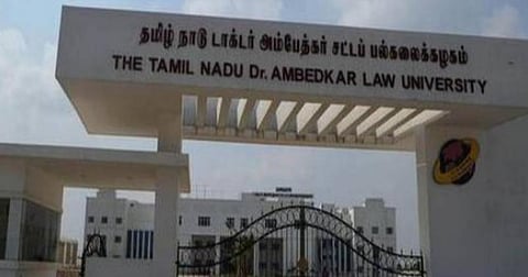 முதுநிலை சட்டப்படிப்பு நாளை முதல் விண்ணப்பம்