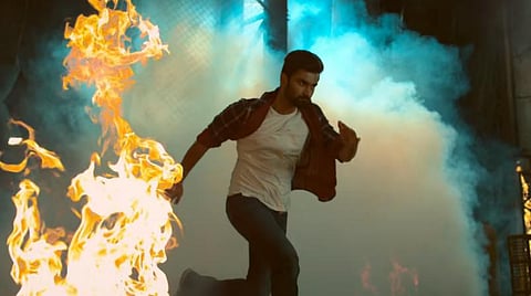 அழுத்தமான வசனம்... - அதர்வாவின் ‘ட்ரிக்கர்’ ட்ரெய்லர் எப்படி? - ஒரு விரைவுப் பார்வை