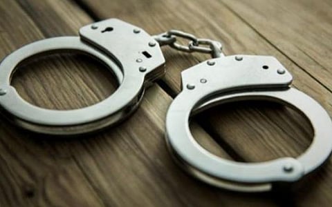 தொடர் செல்போன் திருட்டில் ஈடுபட்ட 2 பேர் கைது