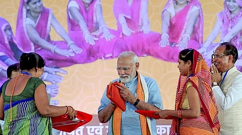பிறந்த நாளில் தாயை சந்திக்க முடியவில்லை - சுய உதவிக்குழுக்களின் மகளிரிடம் பிரதமர் மோடி உருக்கம்