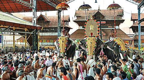 குருவாயூர் கோயில் ரூ.5 கோடி நிவாரண நிதி வழங்கிய வழக்கில் உச்ச நீதிமன்றம் கருத்து