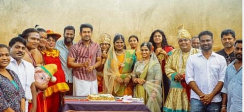 ‘வள்ளி மயில்’ படத்துக்கு பிரம்மாண்ட கோயில் செட்