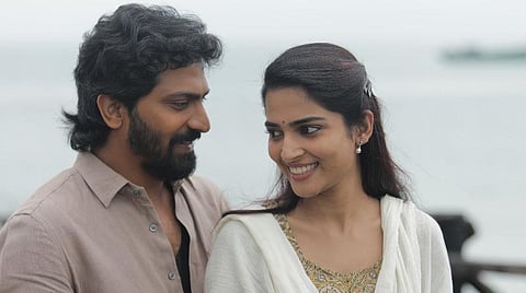 பபூன் Review: கதையும் களமும் ரசிகர்களுக்கு திருப்தி அளித்ததா?