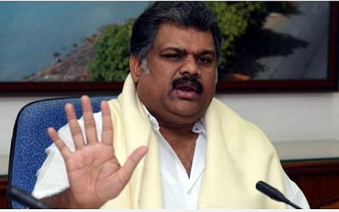 விவசாயிகளுக்கு பயிர் சாகுபடி செய்யும் பரப்புக்கு ஏற்ப கூட்டுறவு வங்கிகள் கடன் வழங்க வேண்டும்: ஜி.கே.வாசன் வலியுறுத்தல்