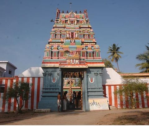 ஆதனூர் ஸ்ரீ ஆண்டளக்கும் ஐயன் கோயில்
