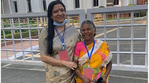 “நீங்கள் இல்லாத துயரில் இதயம் கனத்துவிட்டது” - இயக்குநர் சச்சிக்காக விருது பெற்ற மனைவி உருக்கம்