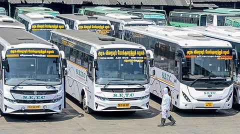 ஆயுத பூஜை சிறப்பு பேருந்துகள் - 2 நாளில் 2.50 லட்சம் பேர் சென்னையில் இருந்து பயணம்
