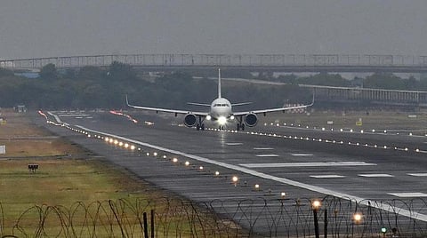 சட்டவிரோதமாக இளைஞர்களை வெளிநாட்டுக்கு அனுப்பினால் கடும் நடவடிக்கை: முகவர்களுக்கு மறுவாழ்வுத் துறை ஆணையர் எச்சரிக்கை