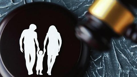 திருமணமாகி 5 வருடங்கள் நிறைவு; வணிக நோக்கம் கூடாது... - வாடகைத்தாய் சட்ட விதிகள் சொல்வது என்ன?