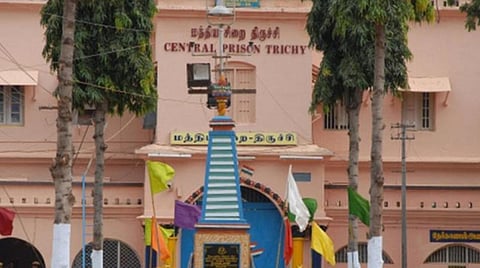 திருச்சி மத்திய சிறையில் சோதனை: செல்போன், கஞ்சா பறிமுதல்