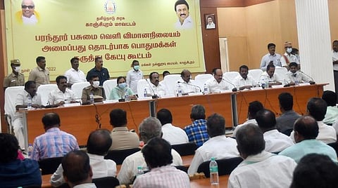 பரந்தூரில் நடைபெற்ற கருத்து கேட்பு கூட்டம்