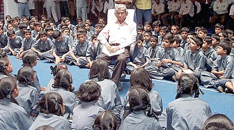 மக்கள் மனதில் நீக்கமற நிறைந்த தலைவருக்கு ஒரு மடல் | கலாம் பிறந்தநாள் சிறப்புப் பகிர்வு