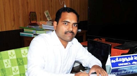 சிவகங்கை ஆட்சியர் மதுசூதன் ரெட்டி