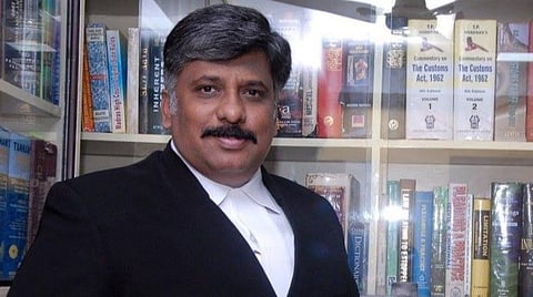 லண்டன், அமெரிக்க மருத்துவர்களை விசாரிக்க விடாமல் ஆணையத்தை தடுத்தது யார்? - சசிகலா தரப்பு வழக்கறிஞர் கேள்வி