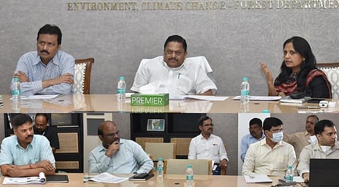 அமைச்சர் தலைமையில் நடைபெற்ற ஆய்வுக் கூட்டம்