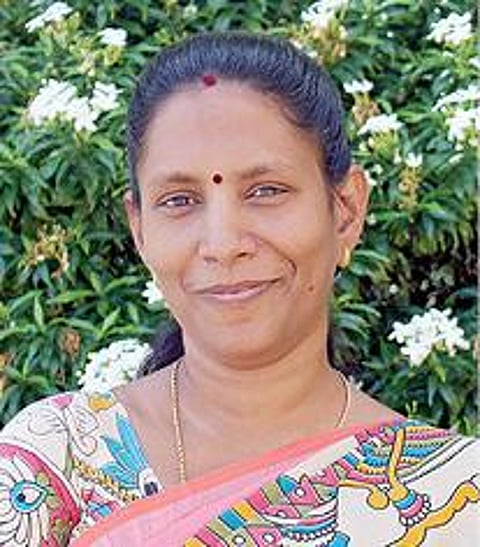 பள்ளிப்பருவ நினைவலைகள்