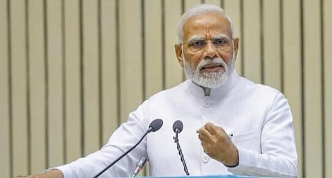 ஊழல்வாதிகள் புகழப்படுவது நாட்டுக்கு நல்லதல்ல: பிரதமர் மோடி