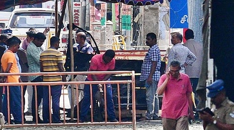 கோவை கார் வெடிப்பில் உயிரிழந்த முபின் காரில் சுற்றிய வீடியோக்கள் சேகரிப்பு