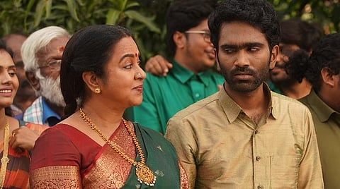 லவ் டுடே Review: 2கே கிட்ஸை குறிவைக்கும் ‘பழமைவாத’ புது காதல் சினிமா!
