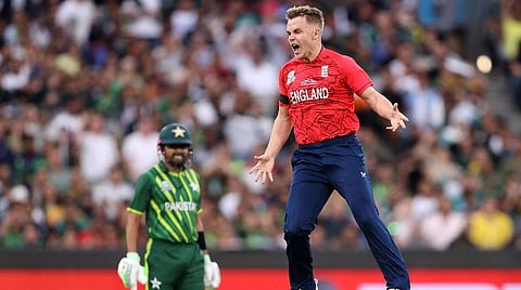 T20 WC | திணறிய பாகிஸ்தான்; ஆதிக்கம் செலுத்திய பவுலர்கள் - இங்கிலாந்துக்கு 138 ரன்கள் இலக்கு