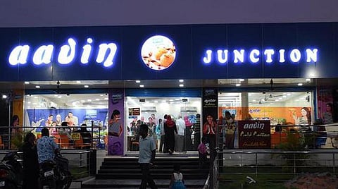 ஸ்கிம்டு பால் பவுடர் விற்க ஆவின் டெண்டர்: பால் தட்டுப்பாட்டுக்கு வழிவகுப்பதாக நலச் சங்கம் கண்டனம்