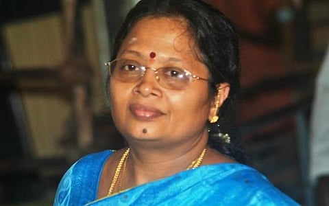 ஏகாம்பரநாதர் கோயில் புதுப்பிப்பு பணியில் முறைகேடு: இணை ஆணையர் கவிதா மீதான வழக்கு ரத்து