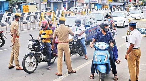 கர்நாடக குக்கர் குண்டு வெடிப்பு எதிரொலி | தமிழகம் முழுவதும் போலீஸ் பாதுகாப்பு அதிகரிப்பு: சுழற்சி முறையில் 24 மணி நேரமும் வாகன சோதனை