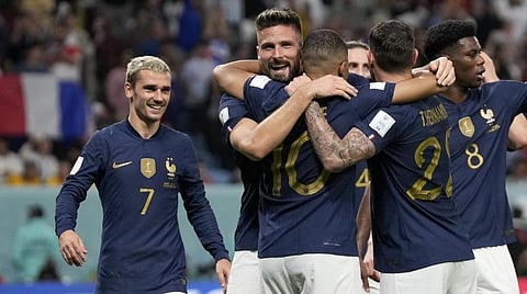 FIFA WC 2022 அலசல் | உலக சாம்பியன் பிரான்ஸுக்கு தொடக்க அதிர்ச்சி கொடுத்து பிறகு சொதப்பிய ஆஸ்திரேலியா!