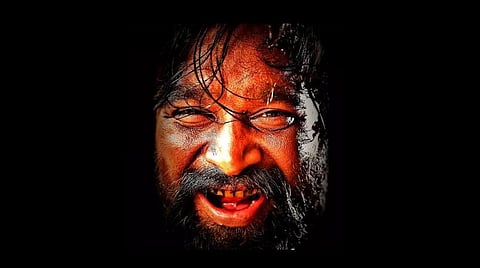பற்களில் கறை படிவதற்காக வெற்றிலை போட்டு பழகிய சசிகுமார்